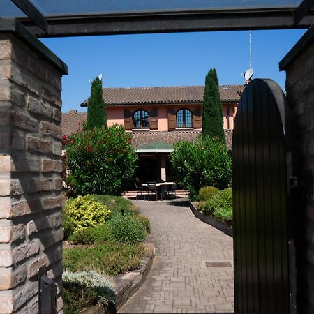 B&B Villa Argiolas Модена Екстериор снимка